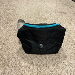 Ivivva Black and Teal lunch Bag